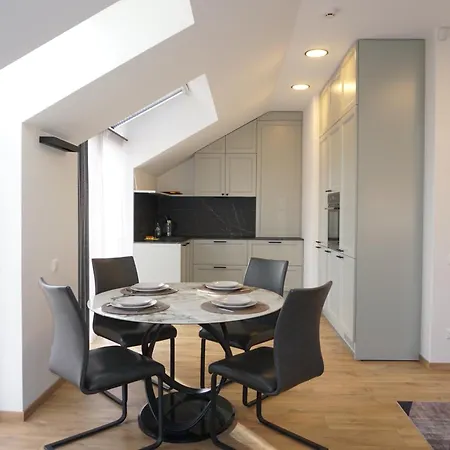 Modern New-build Apt, Managed By Rentifor *