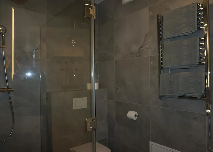 Apartament Modern New-build Apt, Managed By Rentifor